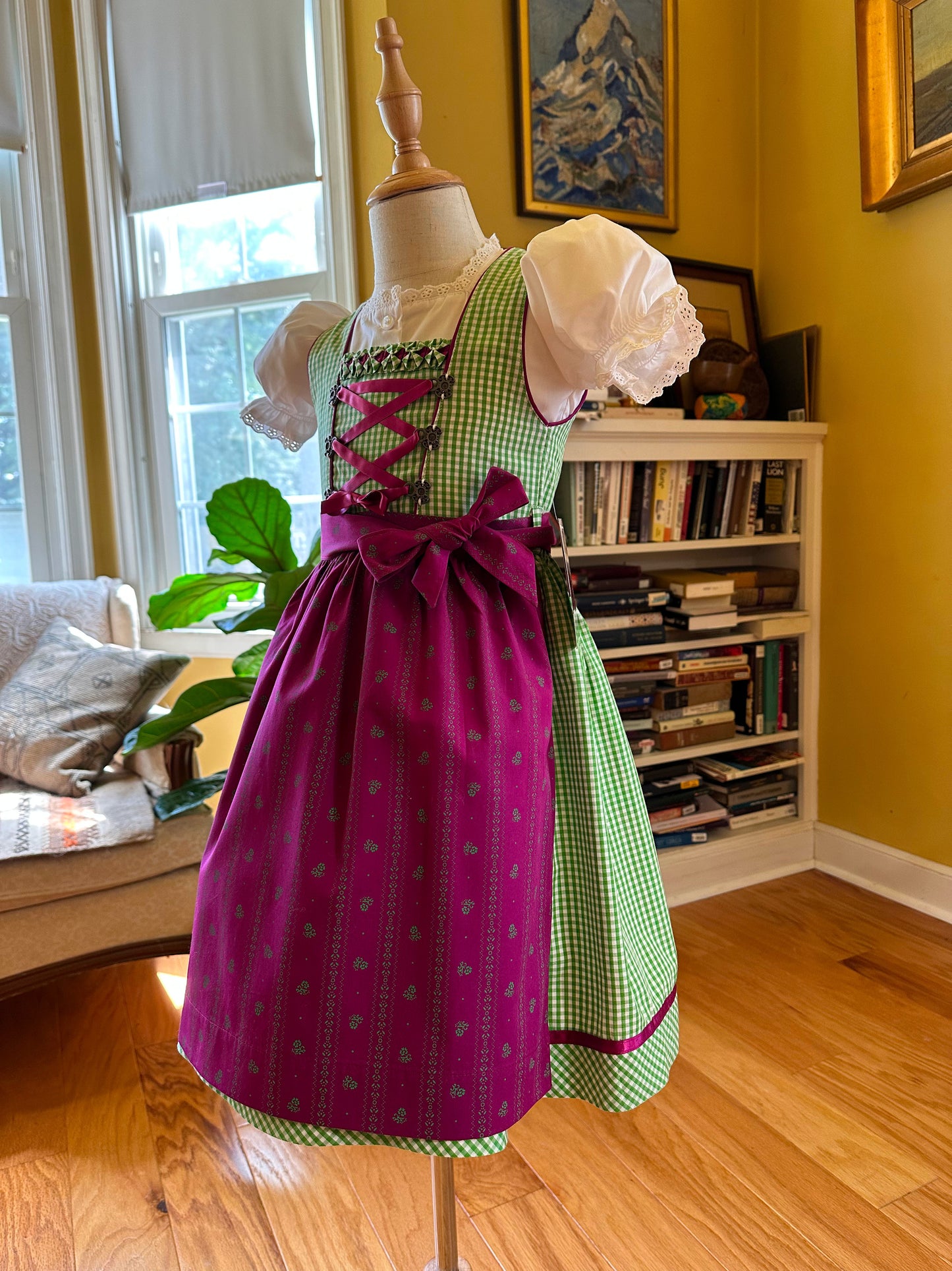 Isar Trachten Girls' Dirndl Berry on Green