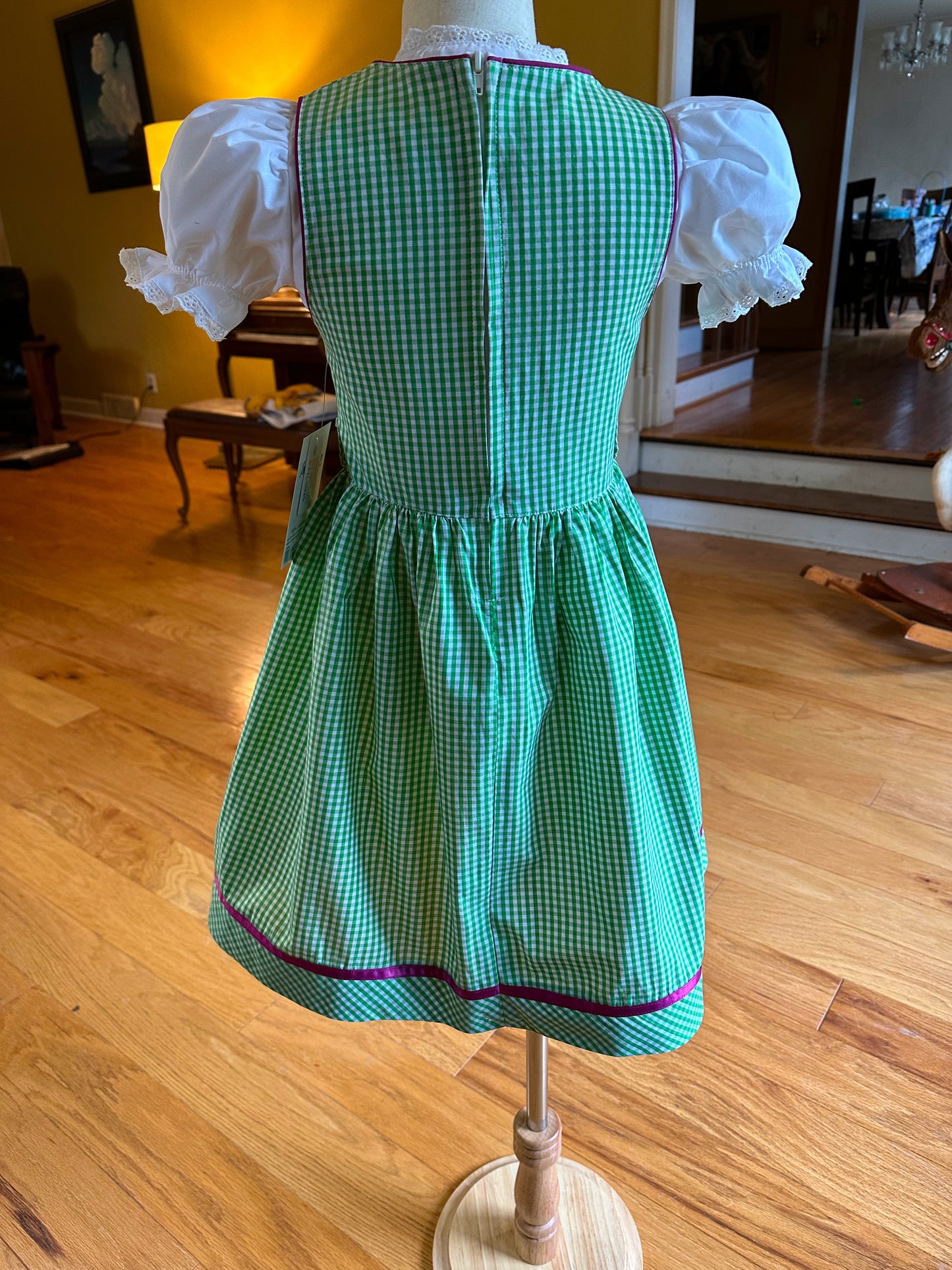 Isar Trachten Girls' Dirndl Berry on Green