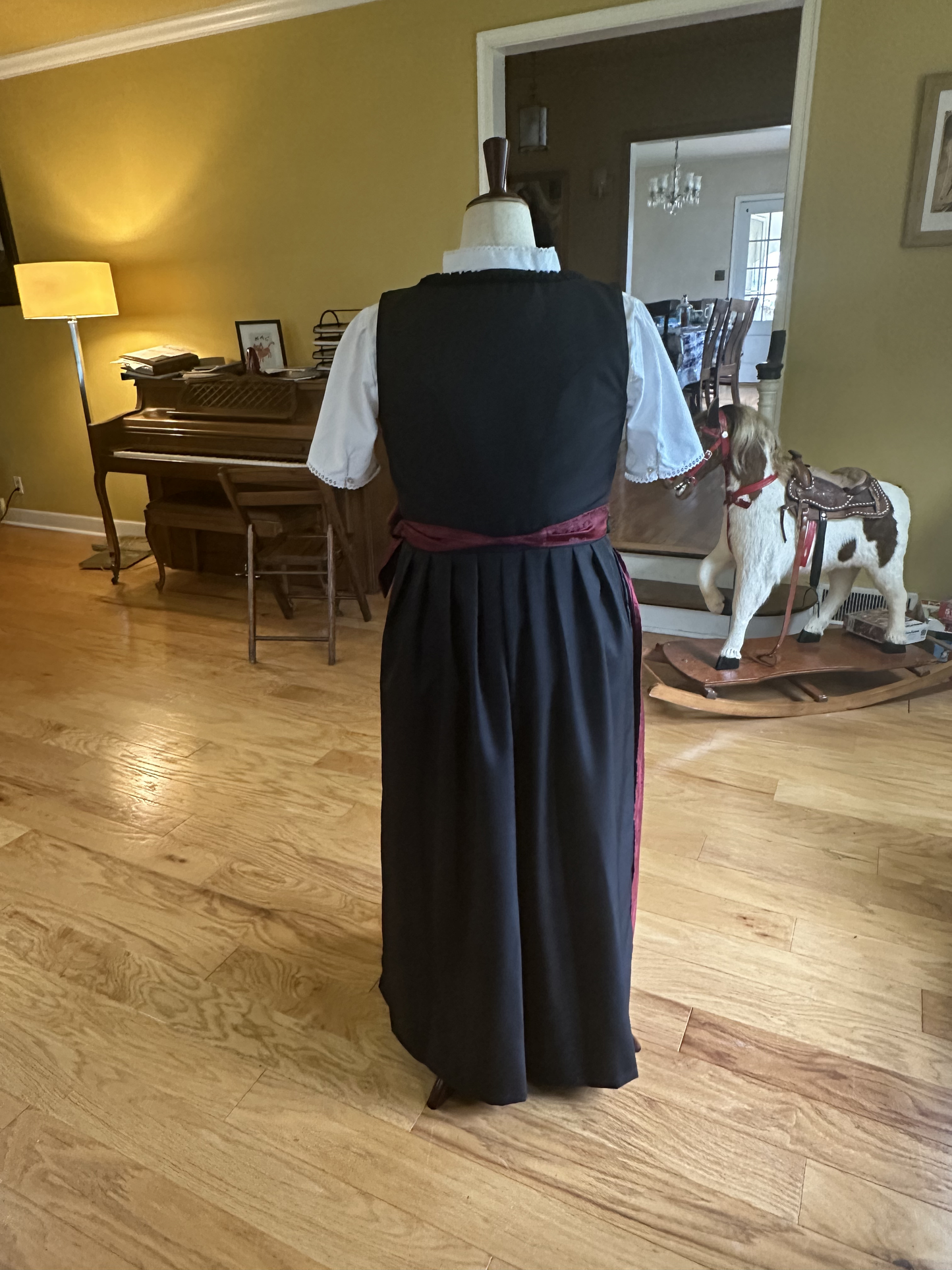 Gastrotex "Zenita" Dirndl in Black
