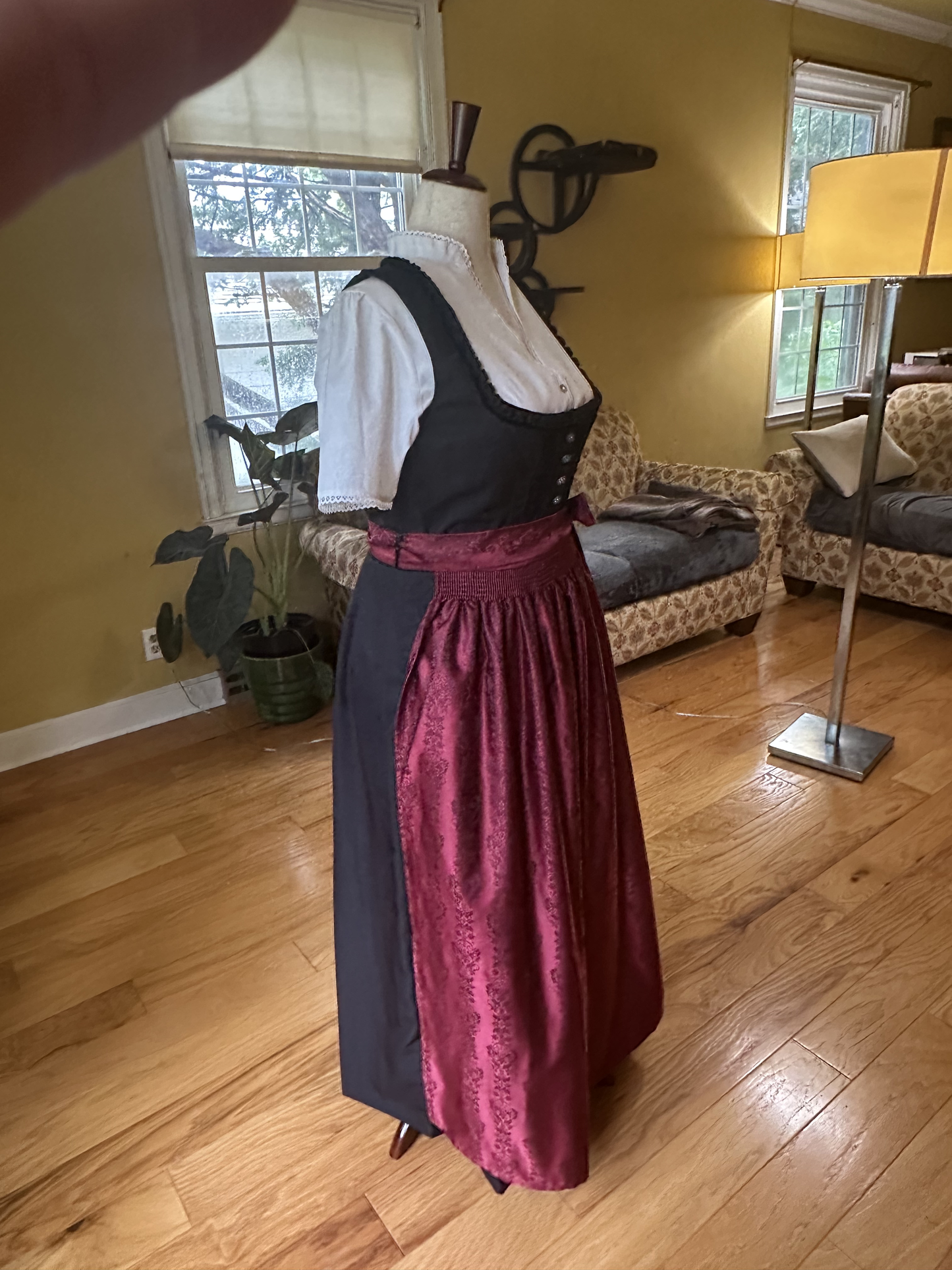 Gastrotex "Zenita" Dirndl in Black