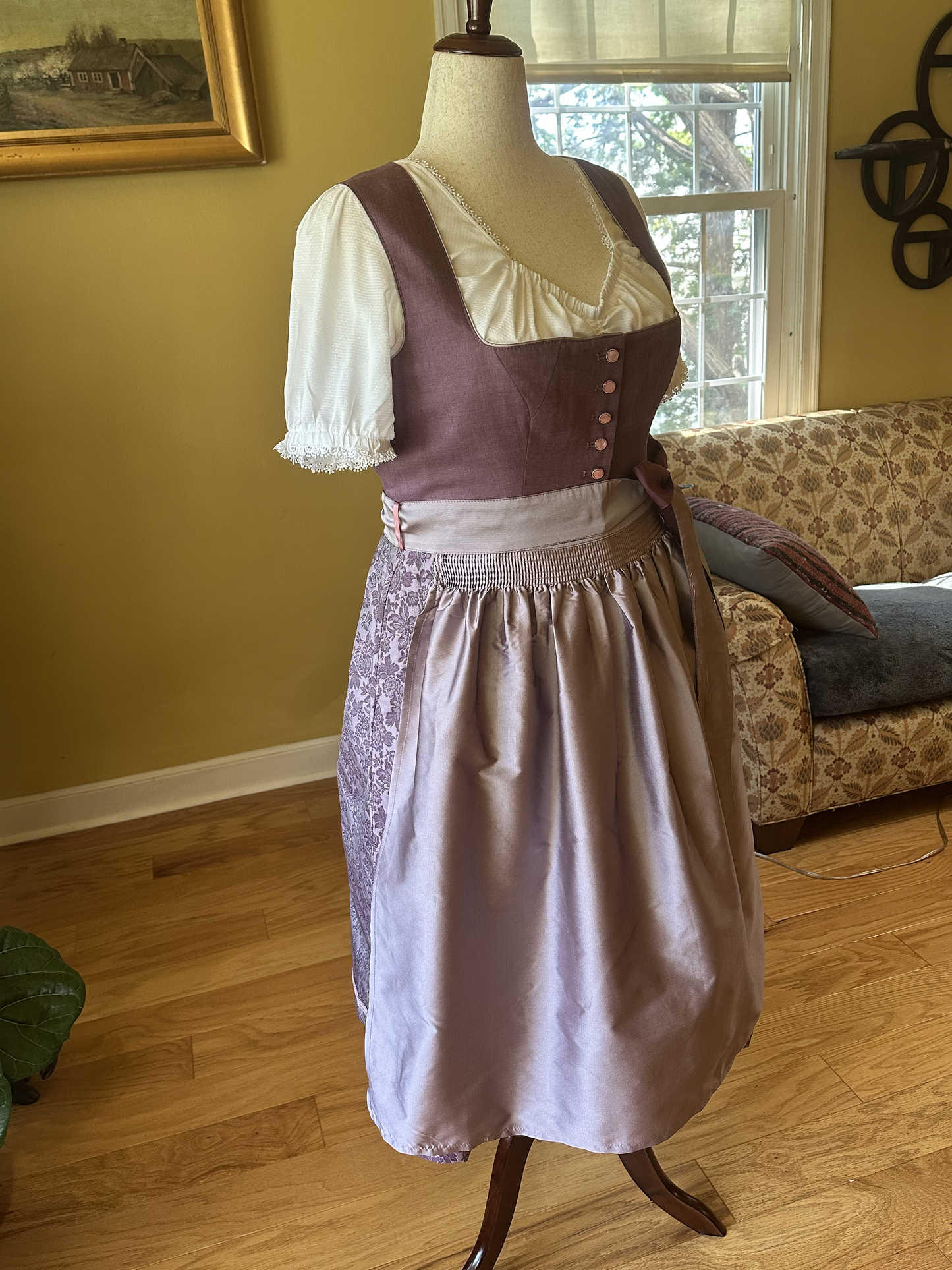 Heimatgwand "Lucy" Dirndl in Berry/Mauve
